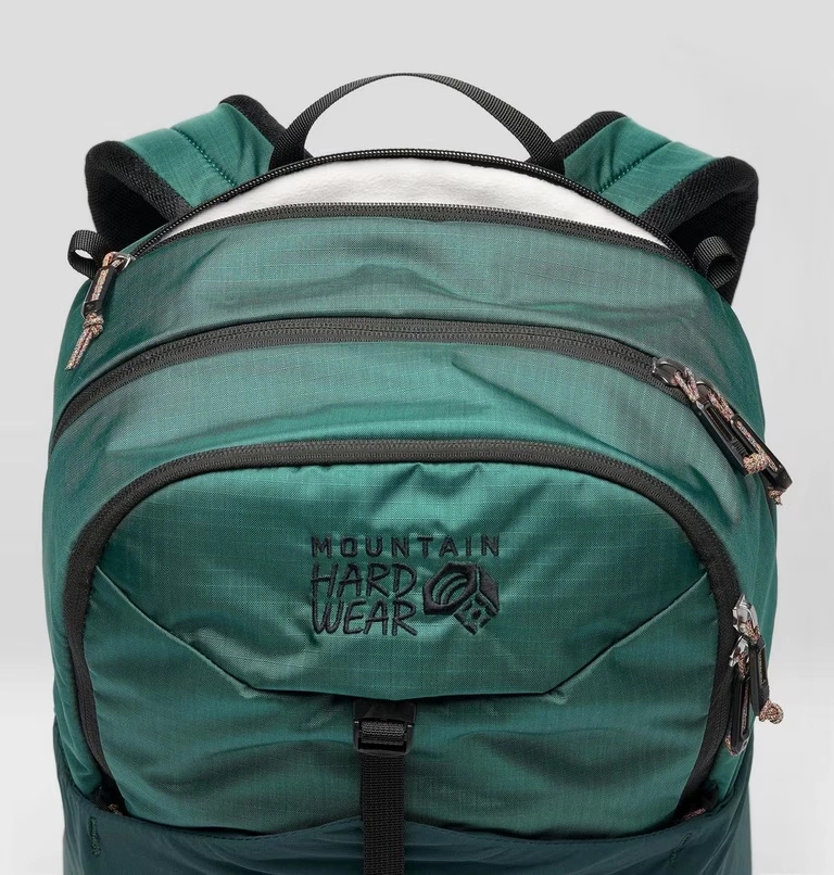 Field Day™ 22L Backpack 8 Field Day™ 22L Backpack